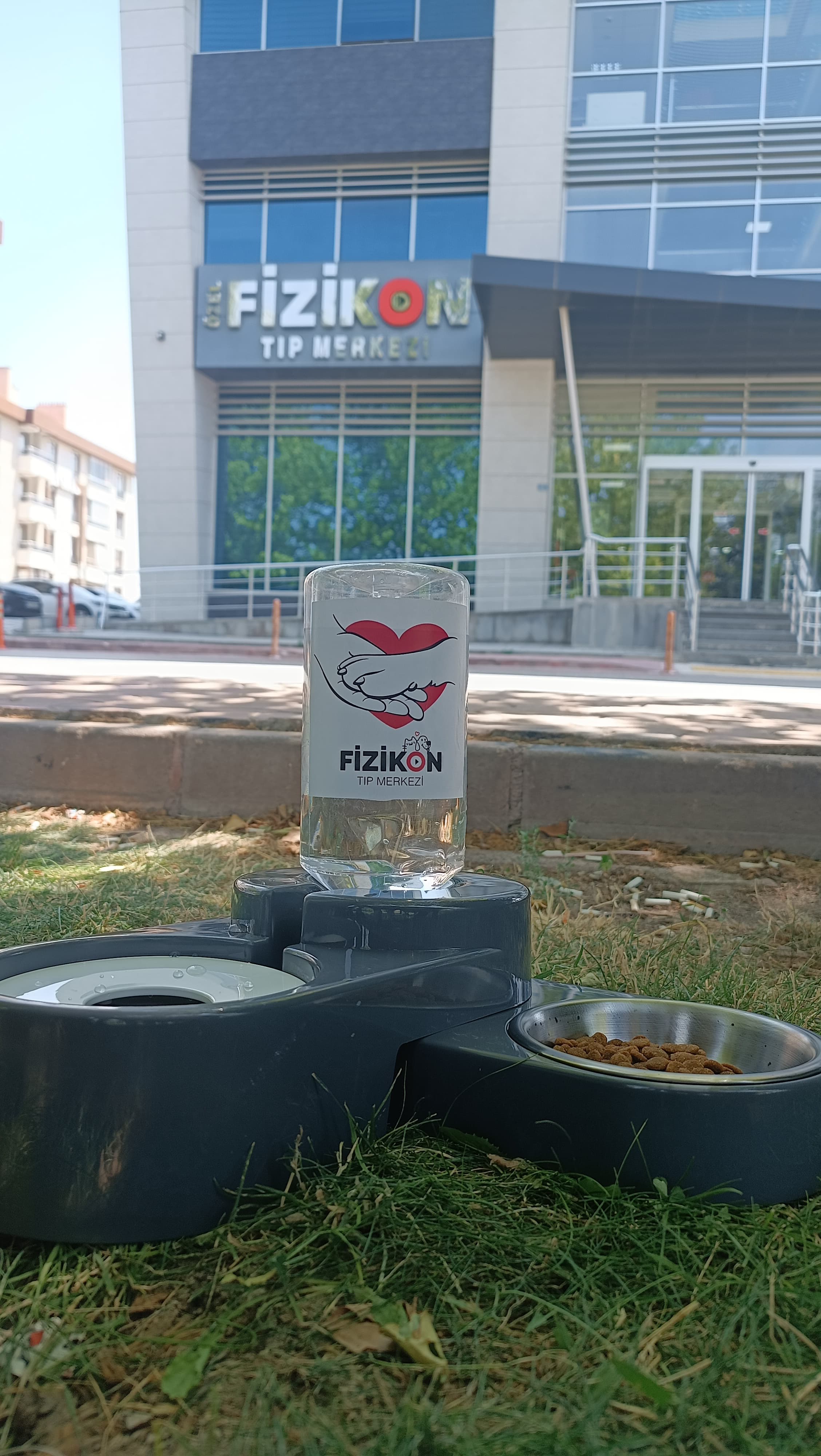 Fizikon Tıp Merkezi Minik Canları Unutmuyor..
